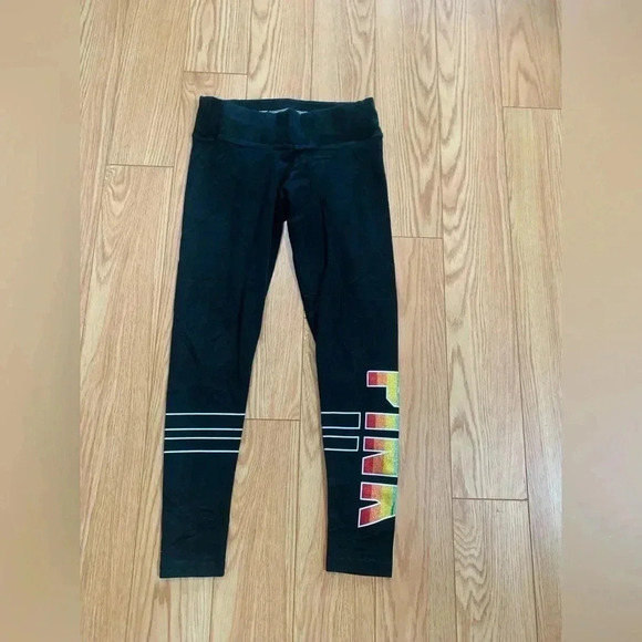 PINK VS RAINBOW TSHIRT / LEGGINGS OUTFIT  SMALL - Picture 7 of 11
